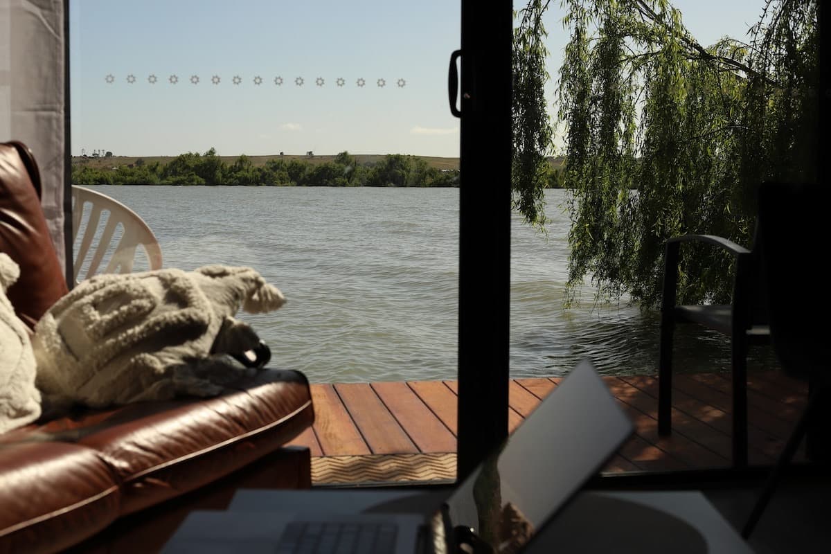 The Welcome Swallow houseboat